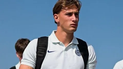 杰伦布朗抨击SGA引诱犯规，大乐透期号专家推荐质合分析